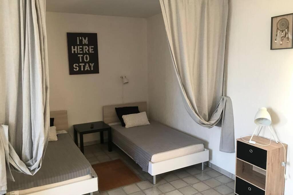 Studio Meuble Classe 2 Etoiles - 30M² Gréoux-les-Bains Exterior foto
